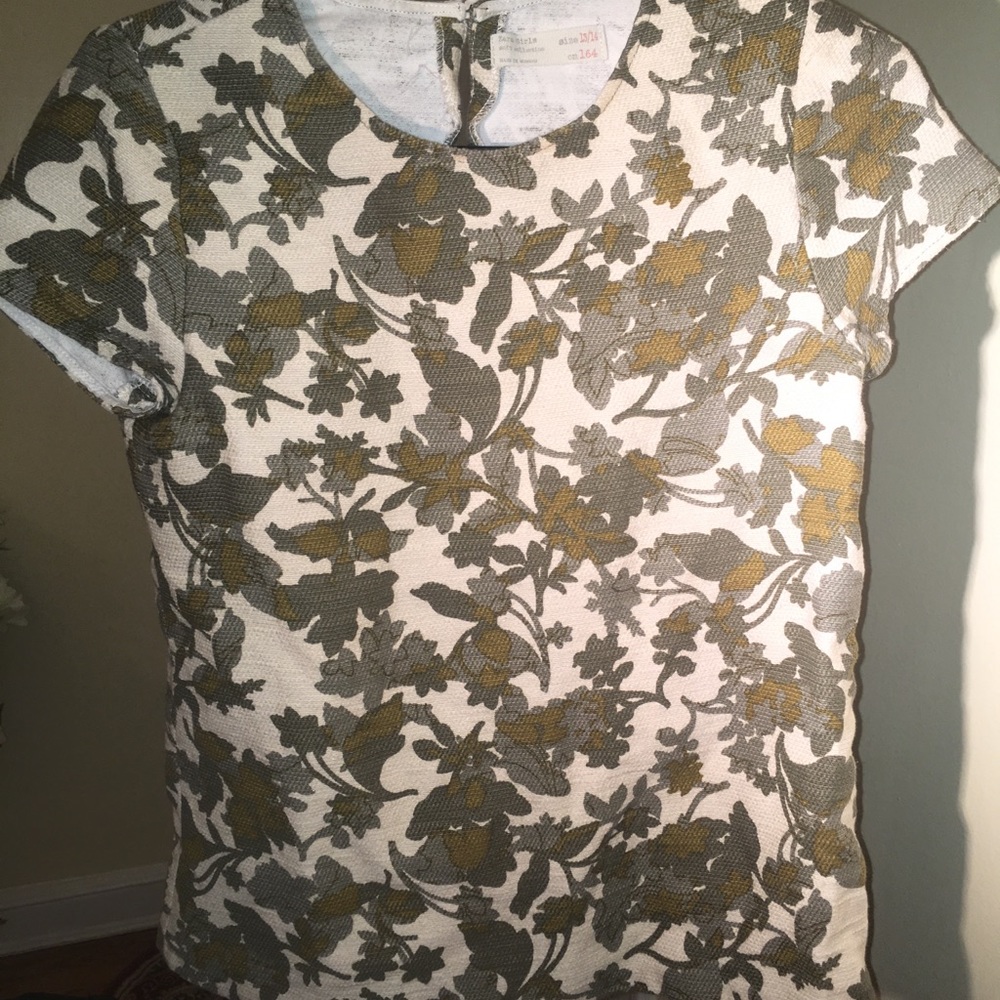 Floral top